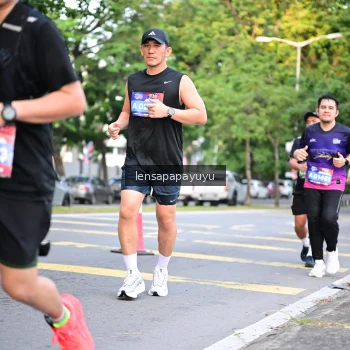 Runner Photo 3956981
