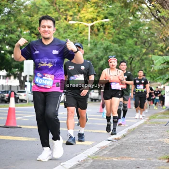Runner Photo 3956997