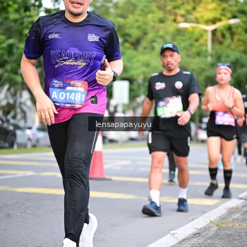 Runner Photo 3957016