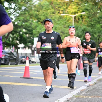 Runner Photo 3957023