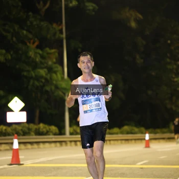 Runner Photo 3957101