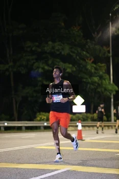 Runner Photo 3957110