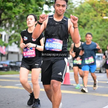 Runner Photo 3957111