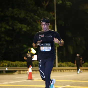Runner Photo 3957276