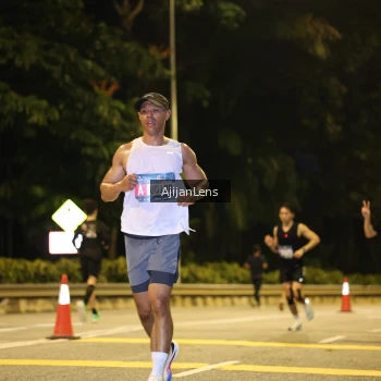 Runner Photo 3957313