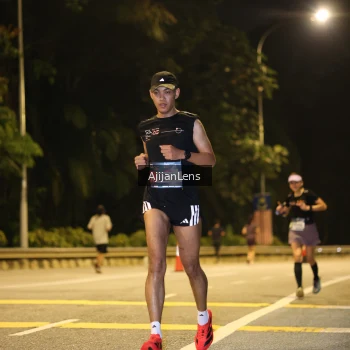 Runner Photo 3957344