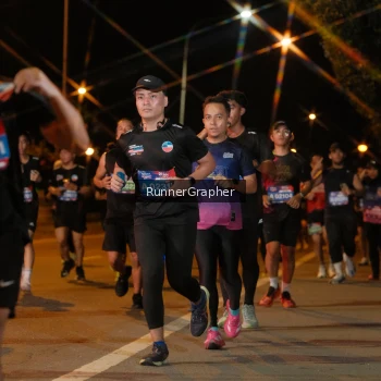Runner Photo 3957370
