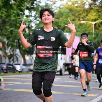Runner Photo 3957376