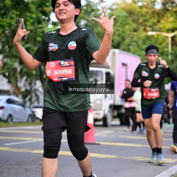 Runner Photo 3957378