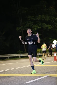 Runner Photo 3957402