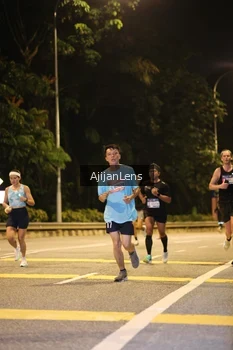 Runner Photo 3957667