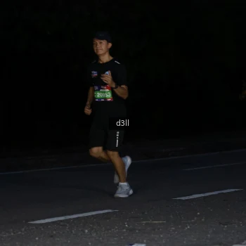 Runner Photo 3957668