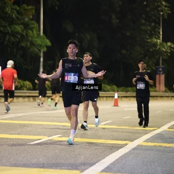 Runner Photo 3957840