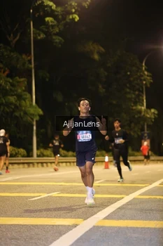 Runner Photo 3957905