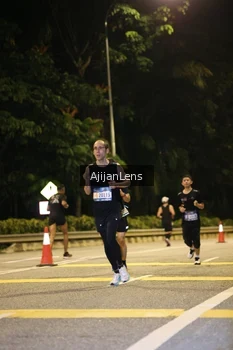 Runner Photo 3957946