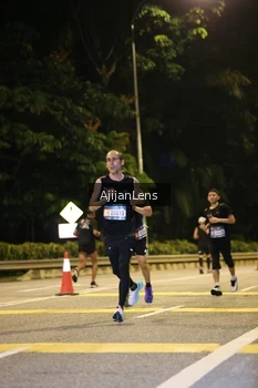 Runner Photo 3957953