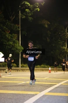 Runner Photo 3958002