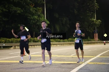 Runner Photo 3958025