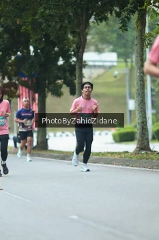 Runner Photo 3958058