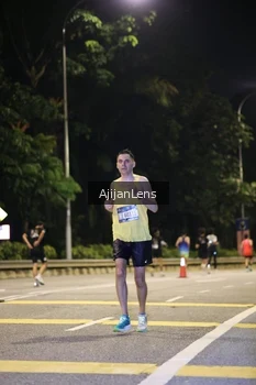 Runner Photo 3958089