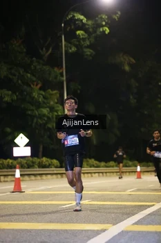 Runner Photo 3958091