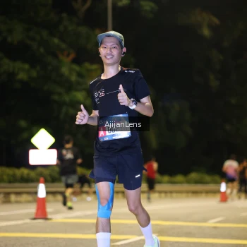 Runner Photo 3958100