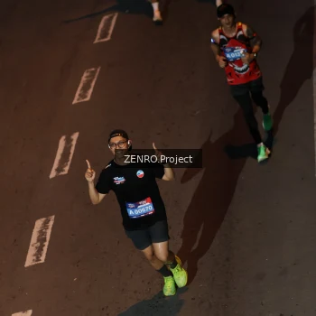 Runner Photo 3958104
