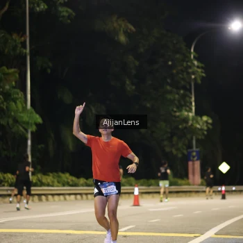 Runner Photo 3958136