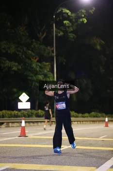 Runner Photo 3958156