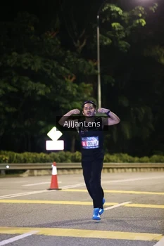 Runner Photo 3958165