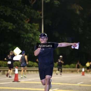 Runner Photo 3958177