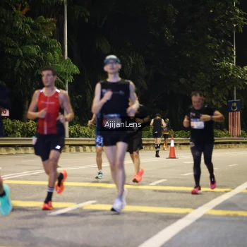 Runner Photo 3958273