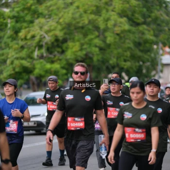 Runner Photo 3958295
