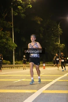 Runner Photo 3958333