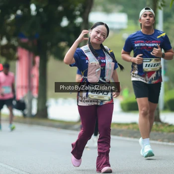 Runner Photo 3958343