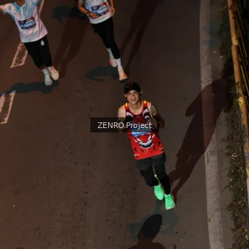 Runner Photo 3958354
