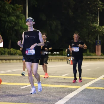 Runner Photo 3958364
