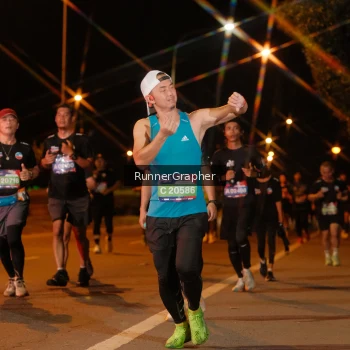 Runner Photo 3958376