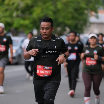 Runner Photo 3958457