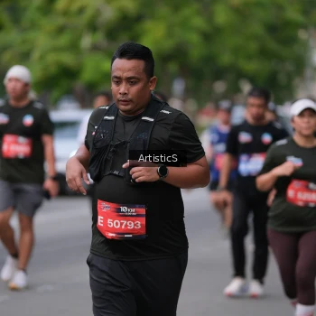 Runner Photo 3958503