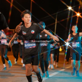 Runner Photo 3958680