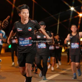 Runner Photo 3958689