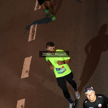 Runner Photo 3958741