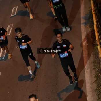 Runner Photo 3958806