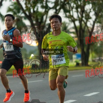 Runner Photo 395894