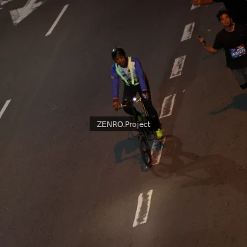 Runner Photo 3958997