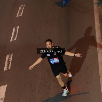 Runner Photo 3959106