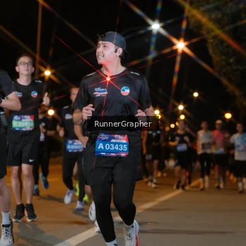 Runner Photo 3959117