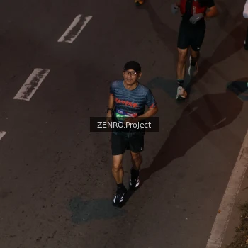 Runner Photo 3959542