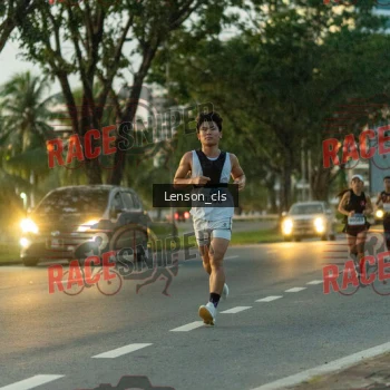 Runner Photo 395955